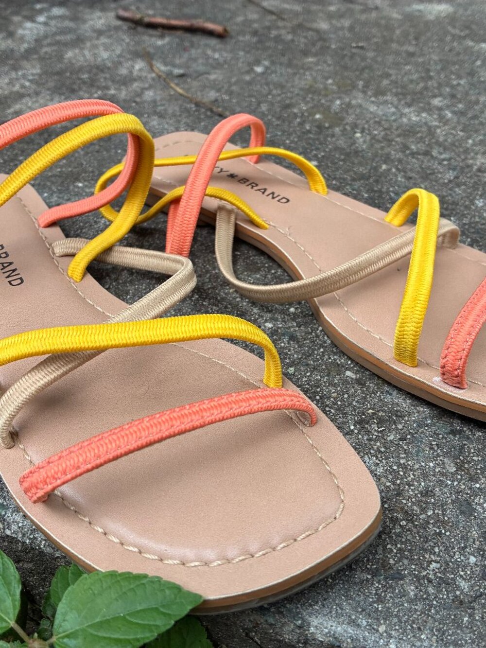 Lucky Brand Strappy Multi-Color Flat Sandals - Size 6.5